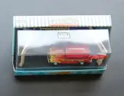 AMERICAN GRAFFITI MOVIE DIORAMA DIECAST 1:64 Filling Station 1940 Ford Van NOS