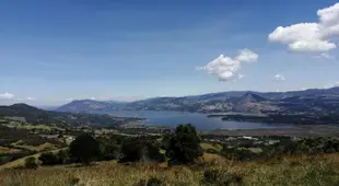 Casita Sopo La montana, espectacular vista laguna Tomine-Guatavita