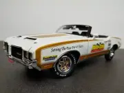 1972 Hurst Oldsmobile Motor State 2009 Holiday Edition 1/18 (Super RARE) NEW