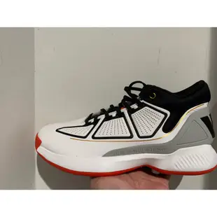 ADIDAS 愛迪達 Rose 10 飆風玫瑰 透氣 運動鞋 籃球鞋 白黑紅 男 F36778