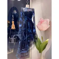 在飛比找ETMall東森購物網優惠-氣質套裝茶歇法式藍色秋季長裙