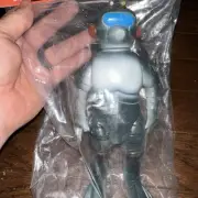 TOYGRAPH NATARL ALIEN VINYL TOY BULLMARK POPY MARMIT ULTRAMAN GODZILLA
