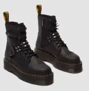 Dr. Martens 40896001 BURNISHED_WAXYPULLUP_WP_8_HDW_QUAD_BLACK Limited 2025 New!!