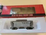 Atlas HO Scale FREIGHT CARS PS-2,2BAY COVERED HOPPER NO.1820 WP#11301 New
