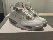 Size 7 - Jordan 4 Retro Mid White Oreo