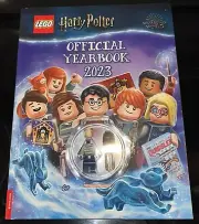 2023 LEGO HARRY POTTER OFFICIAL YEARBOOK W/ EXCLUSIVE HERMIONE MINI-FIGURE