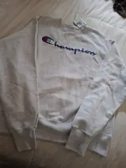 Champion Men's Reverse Weave Light Gray Logo Long Sleeve Sweatshirt, Size Large