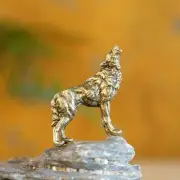 Copper Alloy Wolf Figurine Home Decoration Small Vivid Copper Statue Animals
