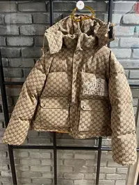 在飛比找Yahoo!奇摩拍賣優惠-GUCCI x THE NORTH FACE 聯 名 滿版羽