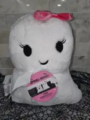 Spooky Nights 2 Pack Ghost Pillow Set Super Soft Boy And Girl pin NEW with TAGS