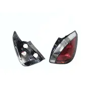 Pair of Tail Light Right & Left Side for Kia Rio Jb Hatchback 05/2005-08/2011