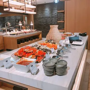 【台北國泰萬怡酒店】MJ KITCHEN平日自助式午餐券(平日晚餐及假日午晚餐+300)