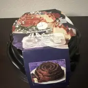 Nordic Ware Rose Bundt Pan 10 Cup Cast Aluminum New