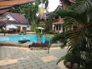 邦勞熱帶別墅飯店Panglao Tropical Villas