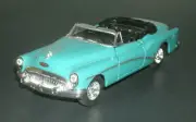 1/43 Scale 1953 Buick Roadmaster Skylark Convertible Diecast Model - Welly 43664
