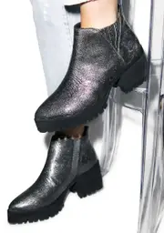 [Y.R.U.] Metallic Wolf Boots