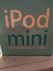 APPLE iPod Mini 4GB (Blue) 1000 song PC + Mac Model# M9802LL/A New RARE LOOK