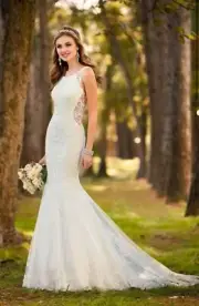 Wedding Dress Stella York 6500 - Never Worn