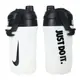 NIKE FUEL JUG大口徑霸水壺64OZ-健身 運動水壺 1890ML 白黑 (8.9折)