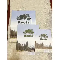 在飛比找蝦皮購物優惠-《Roots》Outlet專櫃提袋/紙袋