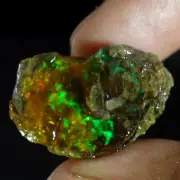 26.90 Cts Natural Ethiopian Opal Oil Raw Specimen AAA+ Ultra "Play Of Color" Gem