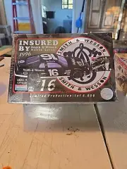 Revell 16 Ron Hornaday Smith & Wesson Chevy Monte Carlo Sealed 1/24