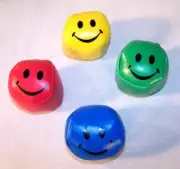 24 PC VINYL SMILE FACE FOOT KICK SACKS sporting balls