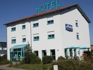 Hotel Am Wiesenweg l 24h check-in