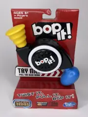 Hasbro Gaming Bop It! Micro Series Electronic Game for 1 or More Players NEW