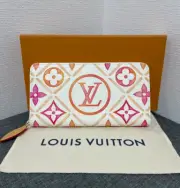 Louis Vuitton Zippy Wallet Round Purse M11455 Coral Pool collection