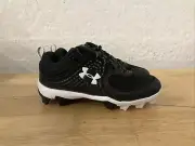 UA - Under Armour - Glyde RM JR. - Youth - 3022077-001 - 2.5 Y - Cleats
