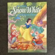 Vtg Snow White Seven Dwarfs Punch Out Play Set Walt Disney 1993 Set Up Scene