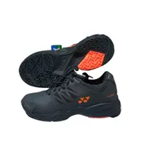 在飛比找蝦皮購物優惠-免費 Yonex Lumio 海軍藍新款網球鞋襪