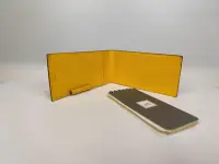 在飛比找Yahoo!奇摩拍賣優惠-8成新 愛馬仕 黃色筆記本套含原廠記事本 卡夾 錢夾