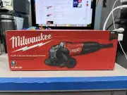 Milwaukee 6130-33 7Amp Corded 4-1/2 in. Small Angle Grinder New