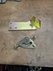 Stromberg Carburettor Holden HJ Throttle Linkage Arm and cable bracket