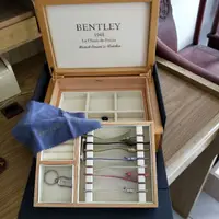 在飛比找蝦皮購物優惠-BENTLEY 真鑽陶瓷錶，收藏好物