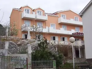 Apartments Bovan