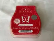 Scentsy Bar Red, White and Berry Pie Wax Warmer Melts 3.2 Oz Cube Tart Pack