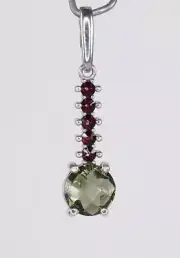 Faceted 7 mm Round Cut MOLDAVITE with Garnet 925 Silver Pendant with COA