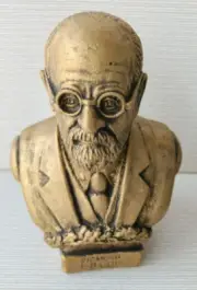 Austrian Psychoanalyst Psychiatrist Sigmund FREUD bust statue figurine H-17cm