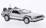 Welly DeLorean Time Machine Back To The Future II 1:24
