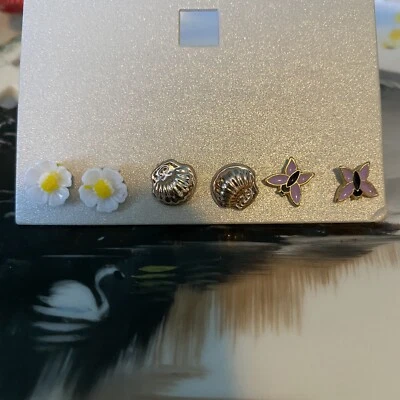 Girls Spring Earring Set of 3 New on Card Butterfly Flower Sea Shell