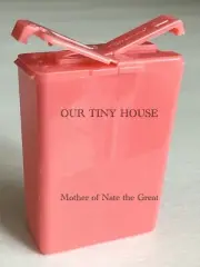 Tupperware Salt & Pepper Shaker Divided Mini Personal Pocket Purse Pink 1861 NOS
