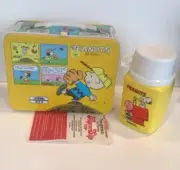 BRAND NEW 1980 PEANUTS METAL LUNCHBOX WITH THERMOS & PAPERS! MINTY!