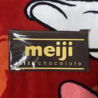 在飛比找蝦皮購物優惠-Meiji 明治 巧克力款 筆袋 收納袋 黑色