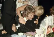 Ryan O Neal and Rona Barrett at 43rd academy Awards Governe - 1971 Old Photo