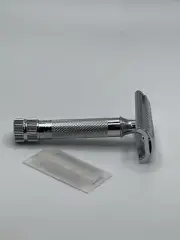 Merkur Solingen 37C Short Handle DE Slant safety Razor