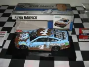 KEVIN HARVICK 1/24 2021 BUSCH LIGHT BRISTOL DIRT AUTOGRAPHED