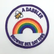 PATCH GSA Girl Scouts A Dabbler Brownie Bee Day 1985 Rainbow Purple White